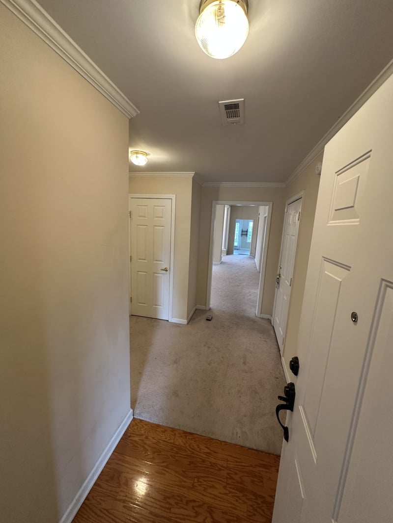 1302 Crofton Park Ct, Columbia, TN 38401