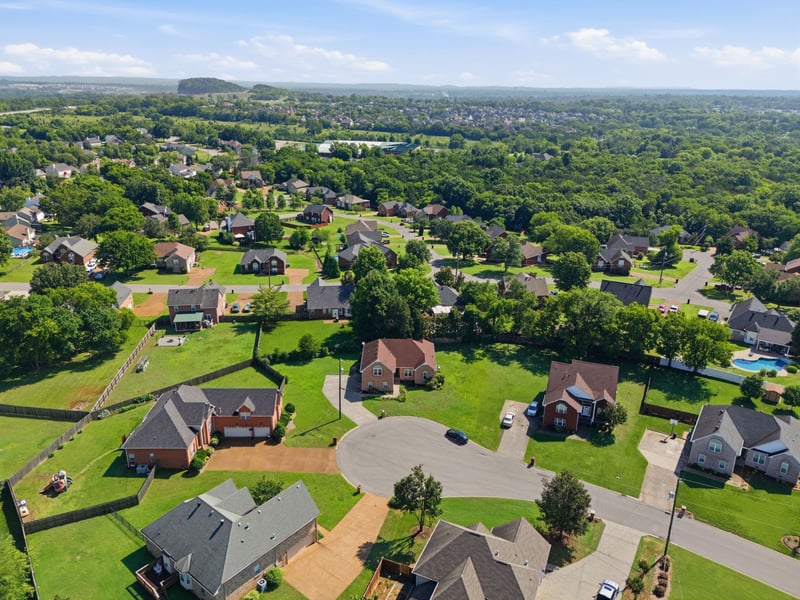 108 Strathmore Ct, Hendersonville, TN 37075