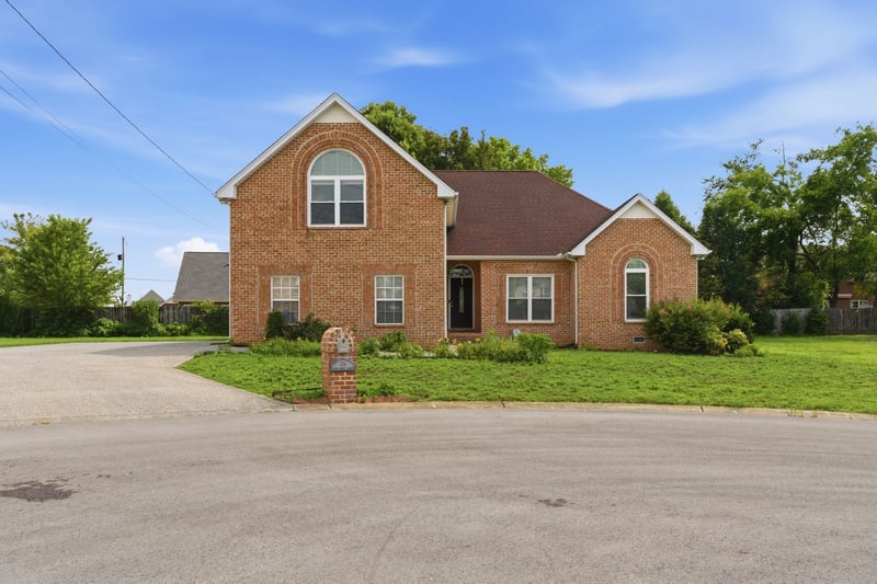 108 Strathmore Ct, Hendersonville, TN 37075