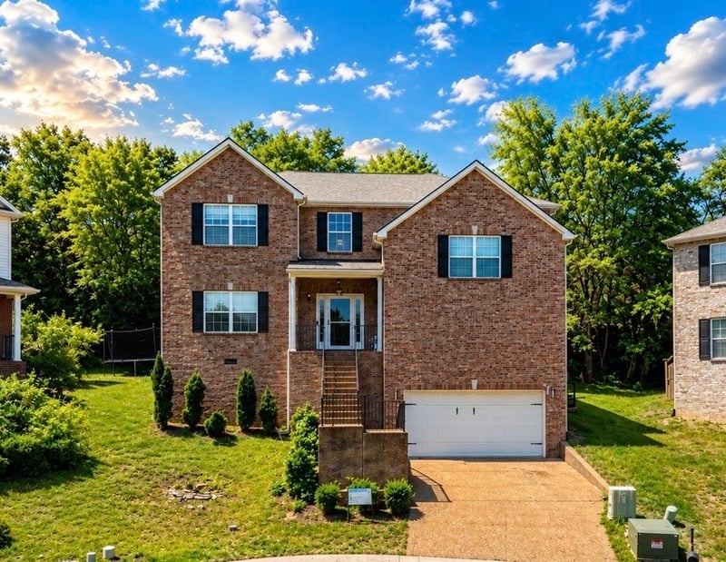 126 Judson Dr, Hendersonville, TN 37075