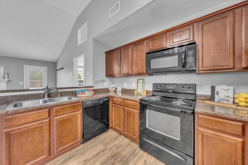 3325 Perlino Dr, Murfreesboro, TN 37128