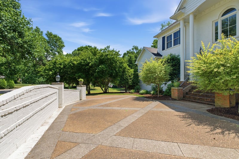 9531 Butler Dr, Brentwood, TN 37027