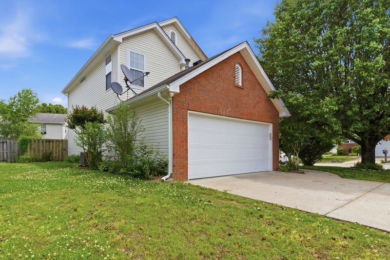 4249 Chesney Glen Dr, Hermitage, TN 37076
