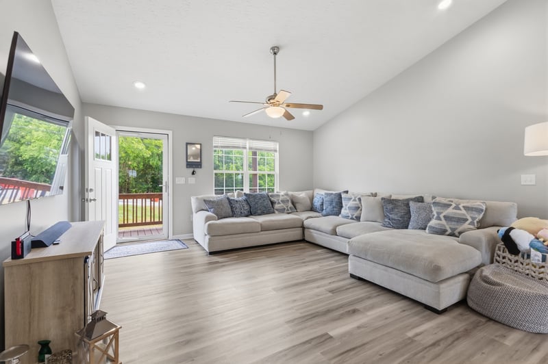123 Vivian Ln, Carthage, TN 37030