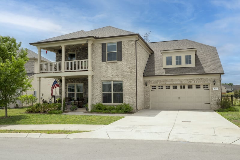 806 Chalkstone Ln, Mount Juliet, TN 37122