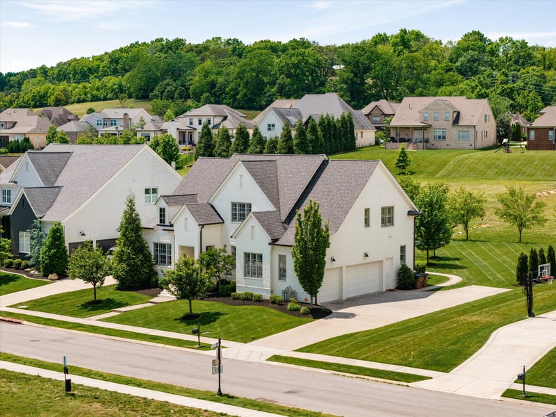 3817 Pulpmill Dr, Thompsons Station, TN 37179