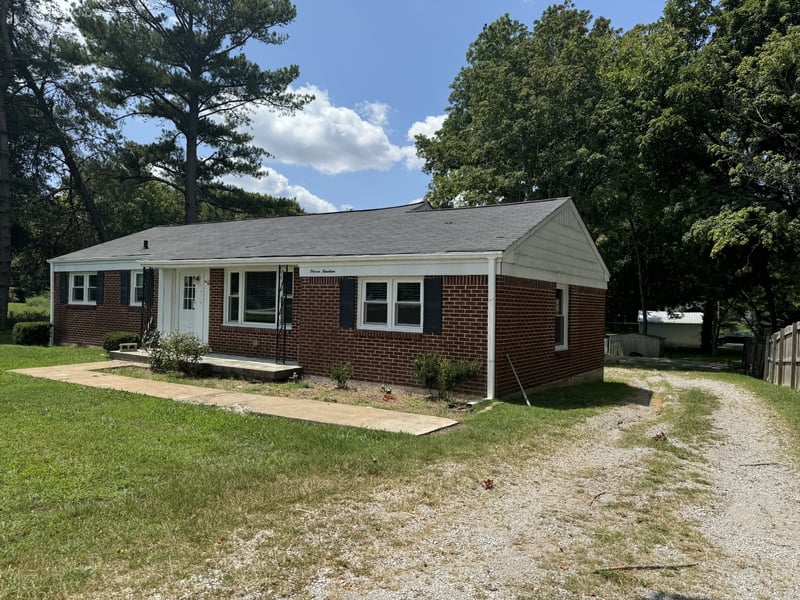 1119 Nashville Hwy, Columbia, TN 38401