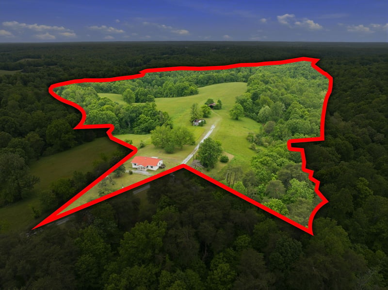 150 Mutt Rd, White Bluff, TN 37187