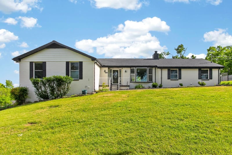6300 Pettus Rd, Antioch, TN 37013