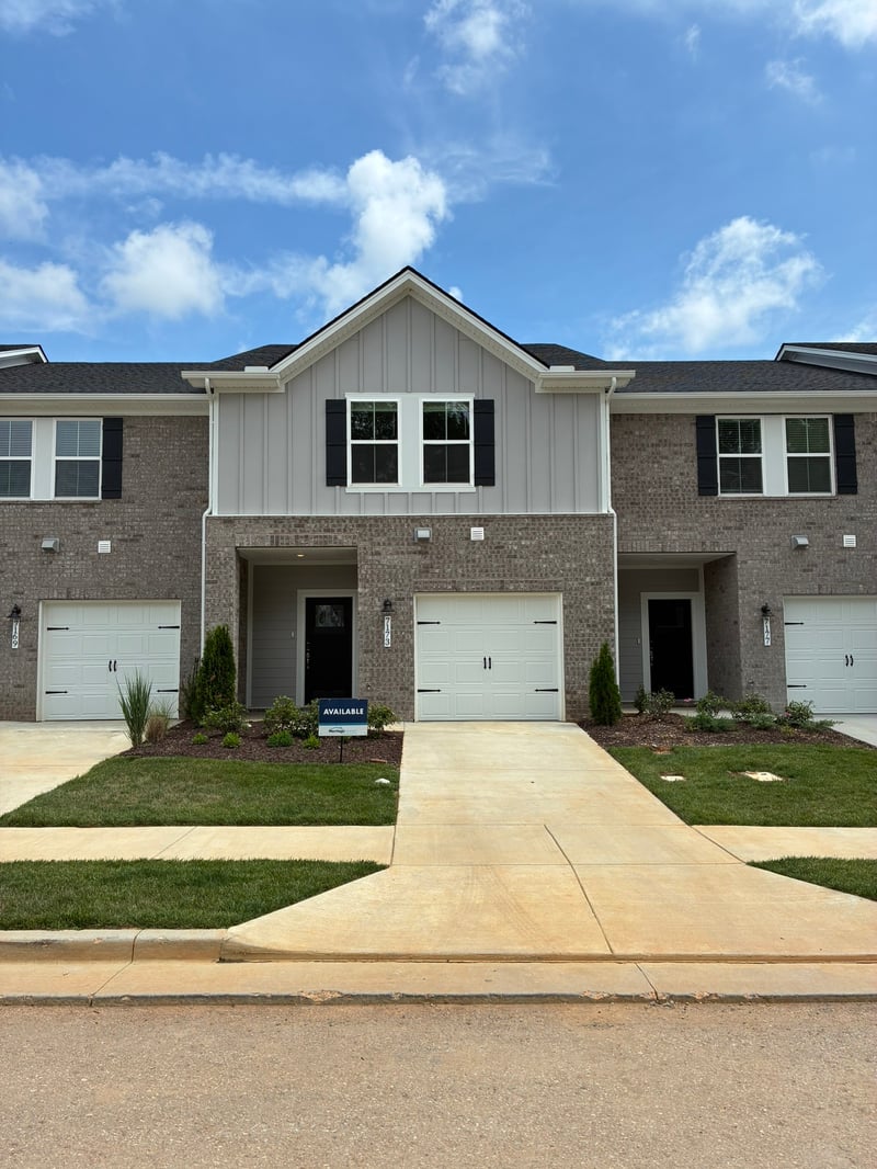 7173 Cedarcrest Ln, Fairview, TN 37062