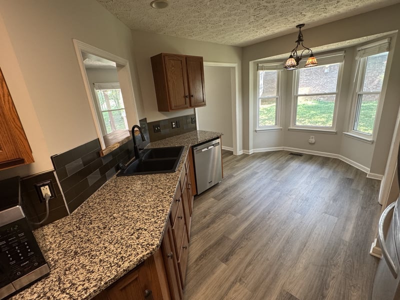 122 Mansker Park Dr, Hendersonville, TN 37075