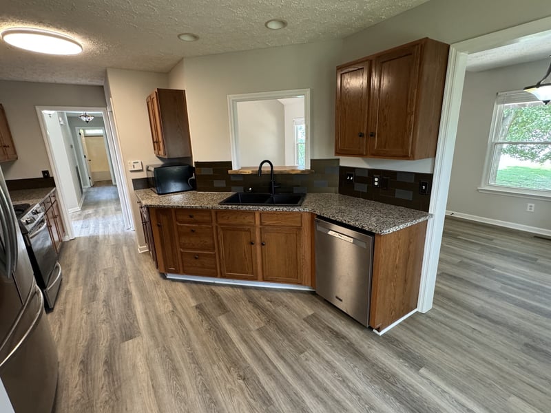 122 Mansker Park Dr, Hendersonville, TN 37075
