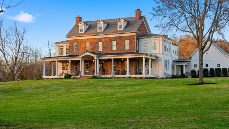 4810 Scenic Oaks Ln, Thompsons Station, TN 37179