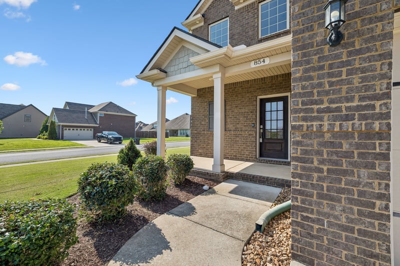854 Sapphire Dr, Murfreesboro, TN 37128