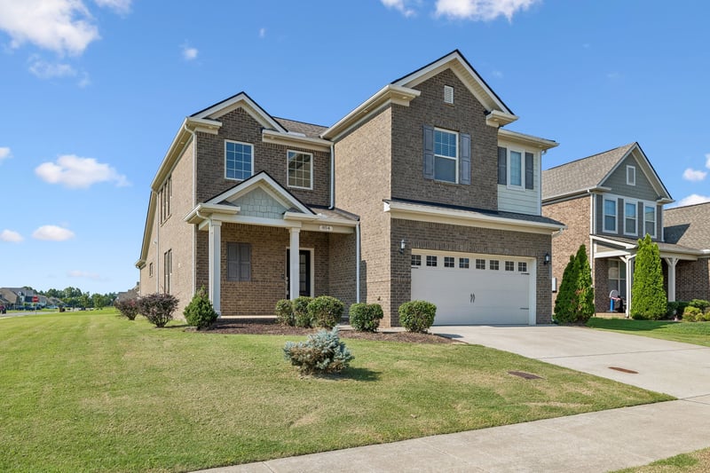 854 Sapphire Dr, Murfreesboro, TN 37128