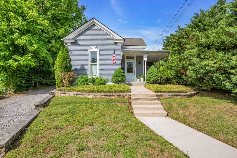 338 3rd Ave, Franklin, TN 37064