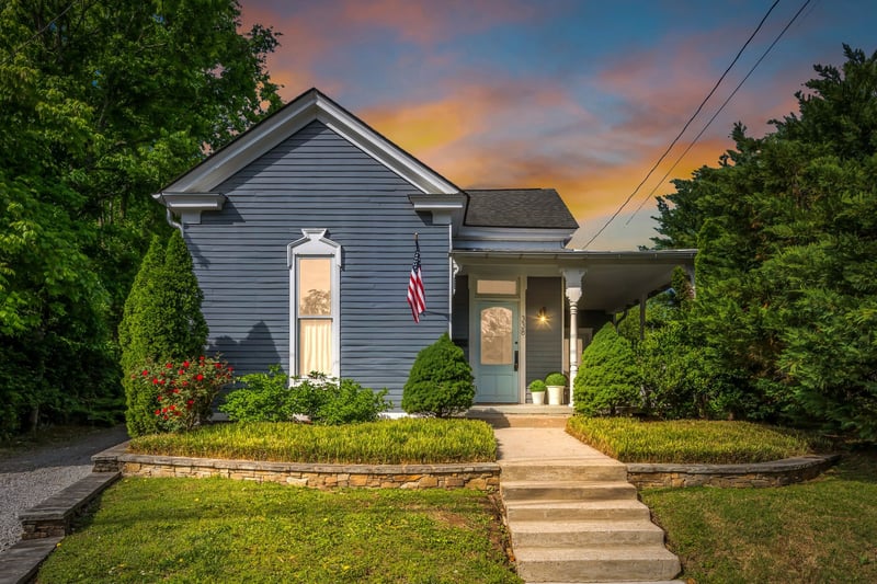 338 3rd Ave, Franklin, TN 37064