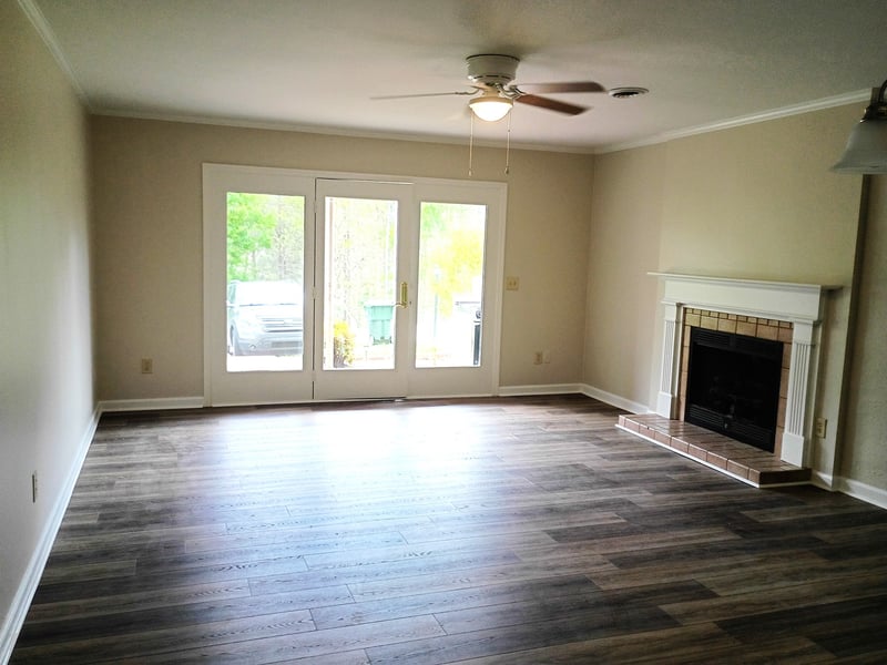 307 Village Ln, Dickson, TN 37055