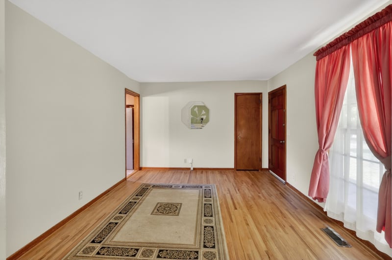 1130 Parkers Chapel Rd, Portland, TN 37148