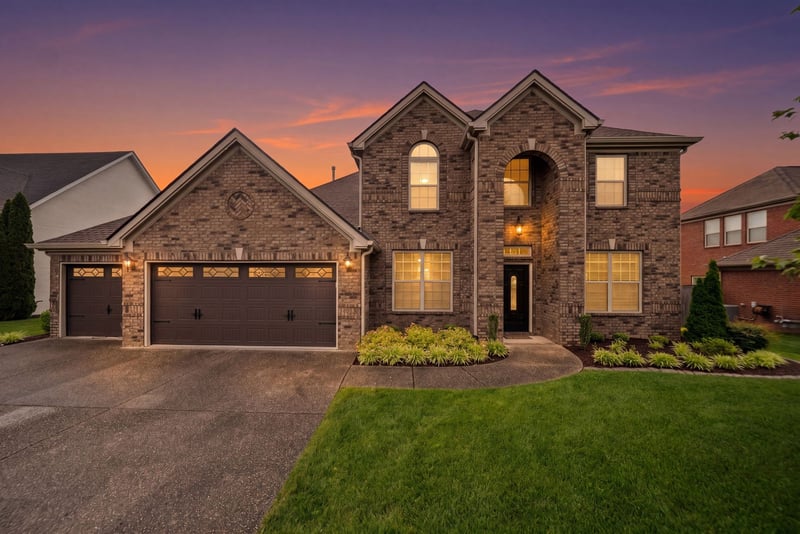 1027 Brixworth Dr, Thompsons Station, TN 37179