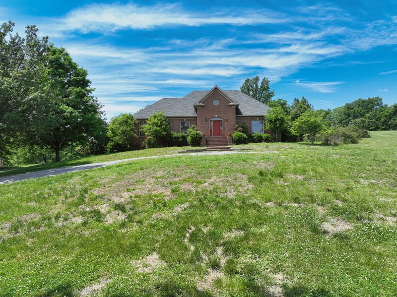795 New Shackle Island Rd, Hendersonville, TN 37075