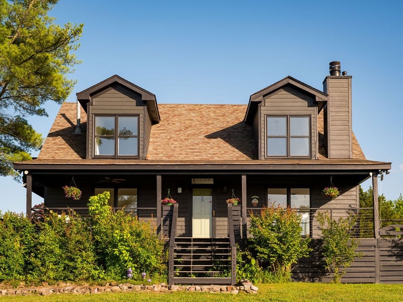 2351 Harlan Rd, Columbia, TN 38401