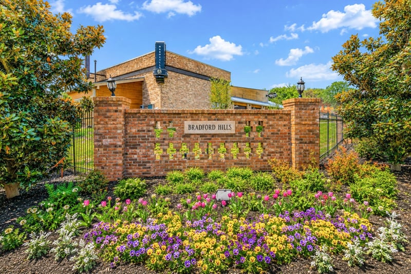 6113 Bradford Hills Dr, Nashville, TN 37211