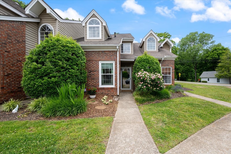 365 Yorkshire Cir, Nashville, TN 37211