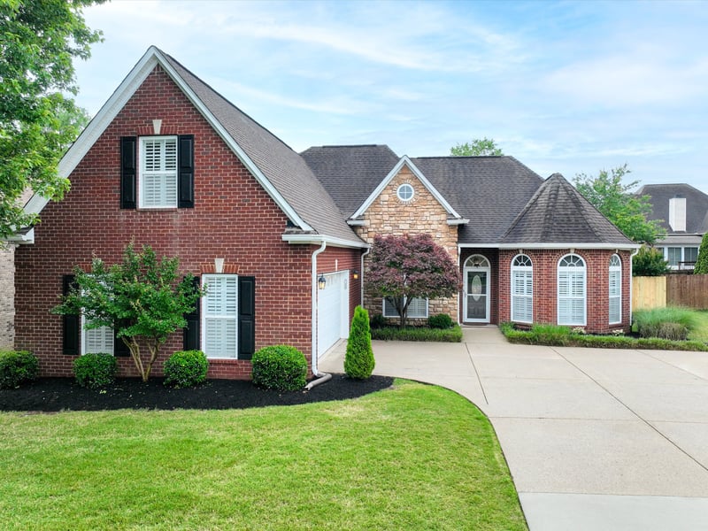 1077 Nealcrest Cir, Spring Hill, TN 37174