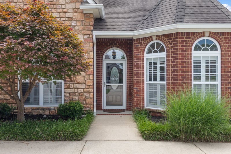 1077 Nealcrest Cir, Spring Hill, TN 37174
