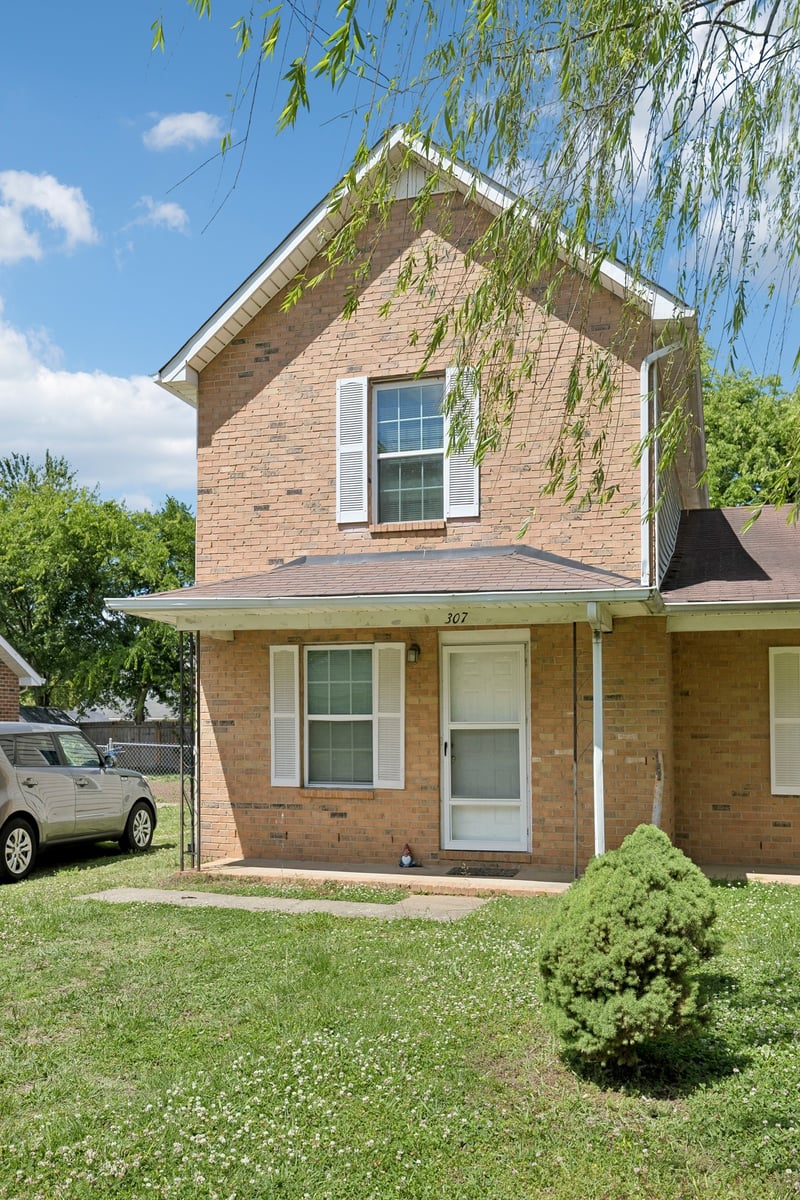 307 Lilly Ln, Murfreesboro, TN 37128