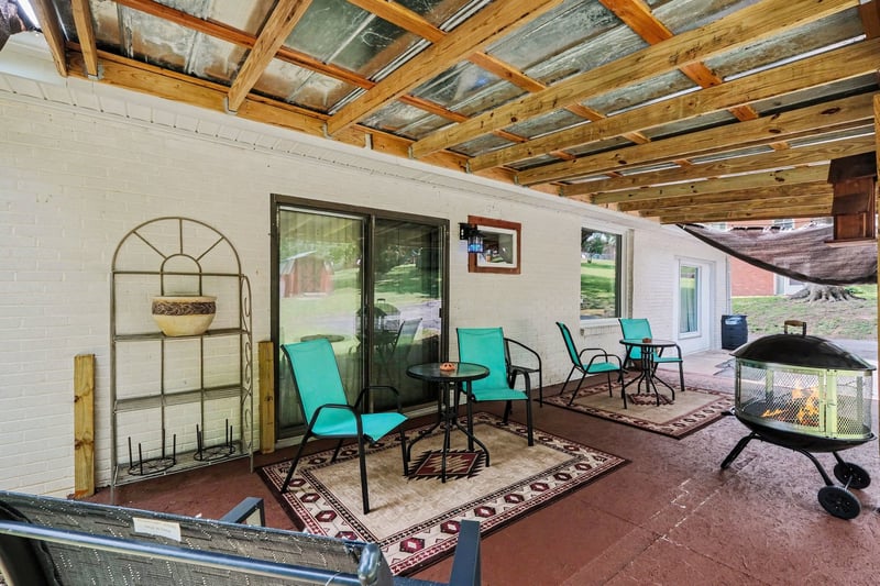 604 Dorothy Dr, Goodlettsville, TN 37072