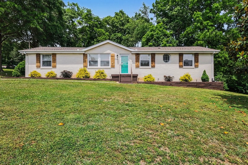 604 Dorothy Dr, Goodlettsville, TN 37072
