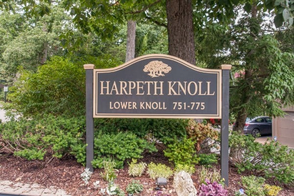 767 Harpeth Trace Dr, Nashville, TN 37221