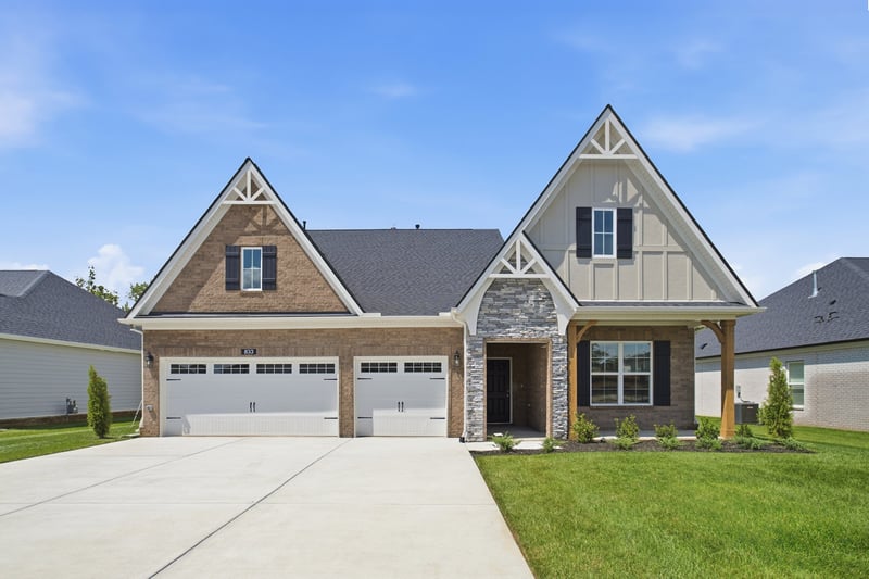 833 Odell Dr, White House, TN 37188
