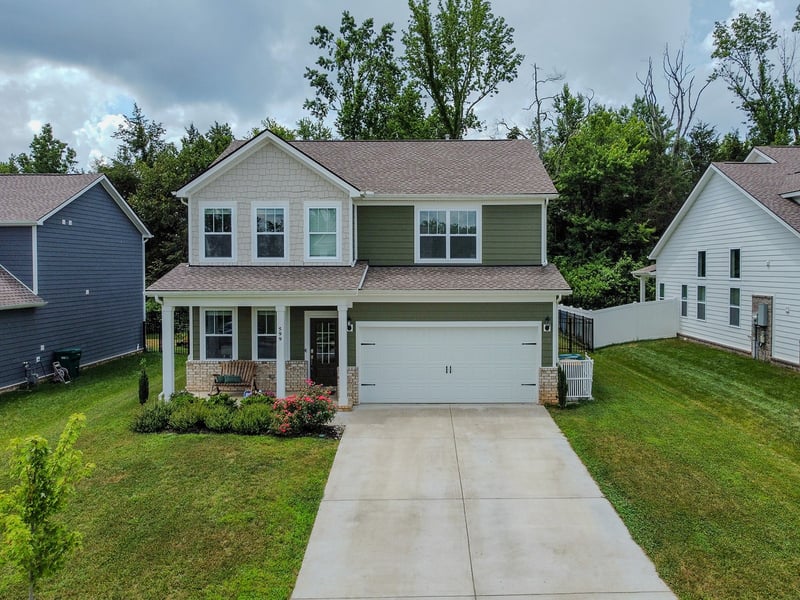 599 Ballard Dr, White House, TN 37188