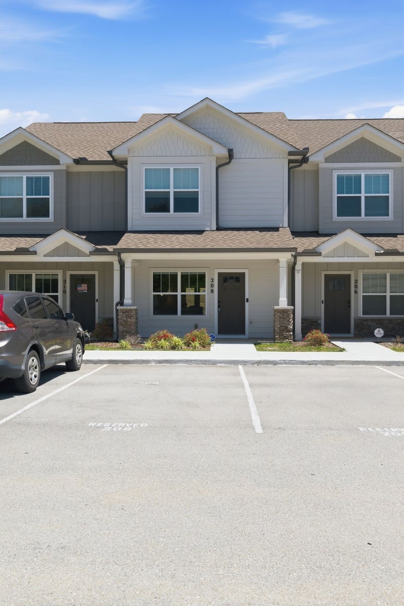 208 Bell Forge Ct, White Bluff, TN 37187