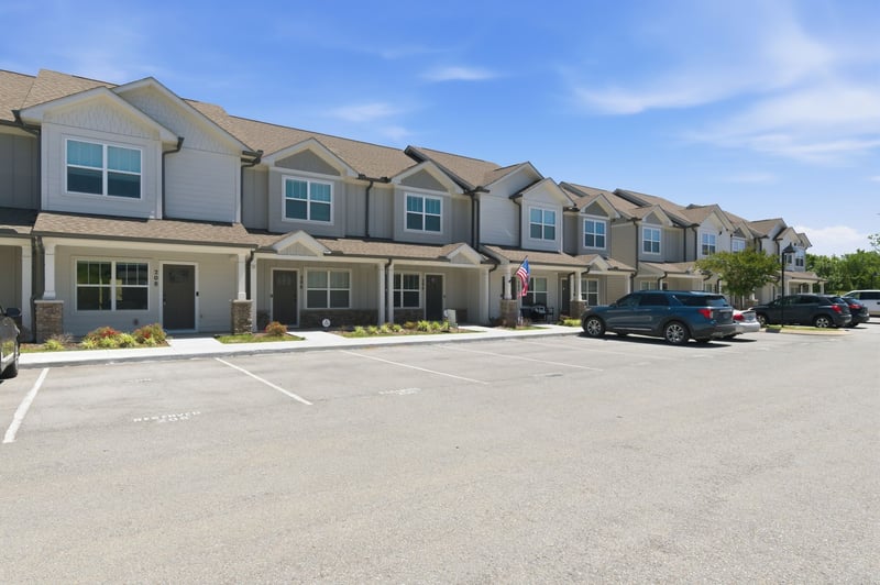 208 Bell Forge Ct, White Bluff, TN 37187