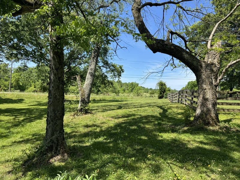 544 Upper Station Camp Crk Rd, Gallatin, TN 37066