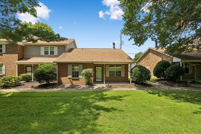 430 Walton Ferry Rd #1607, Hendersonville, TN 37075