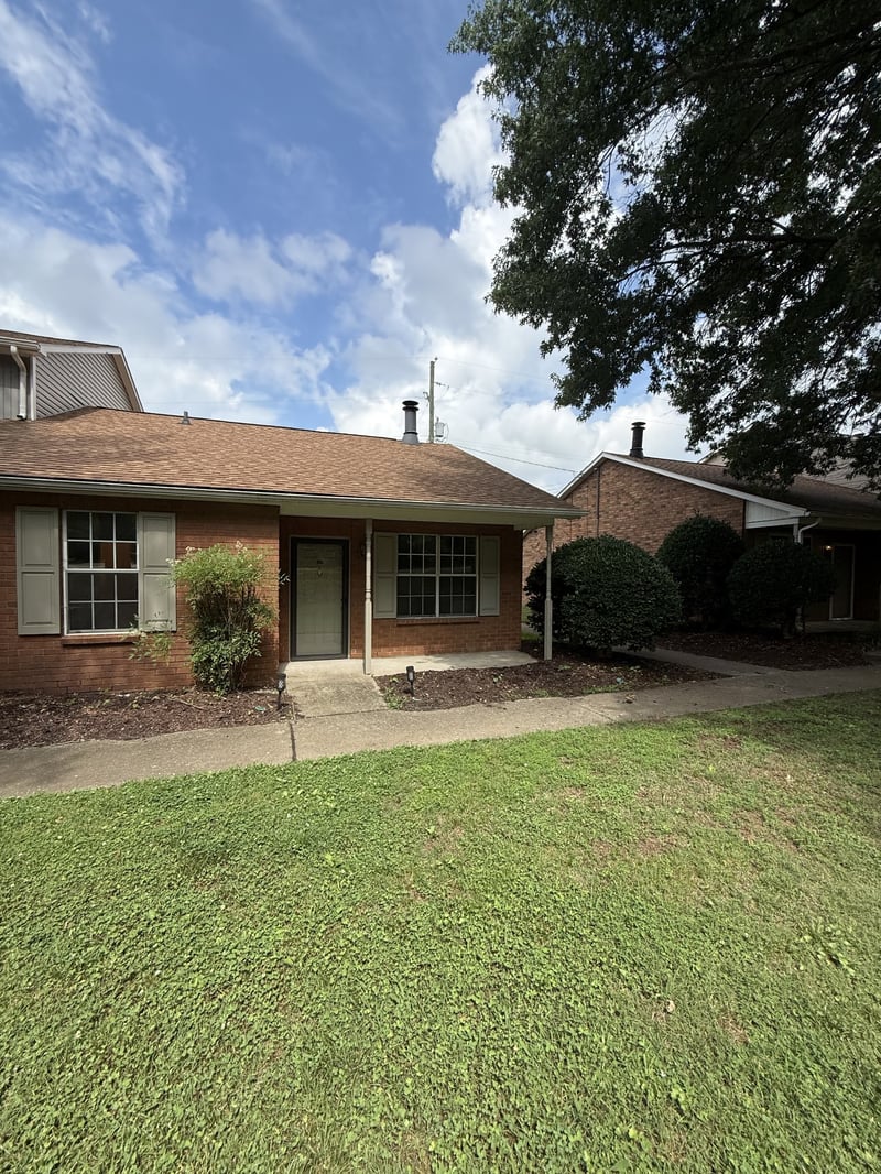 430 Walton Ferry Rd #1607, Hendersonville, TN 37075