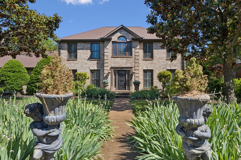 806 Greenbrier Dr, Murfreesboro, TN 37130