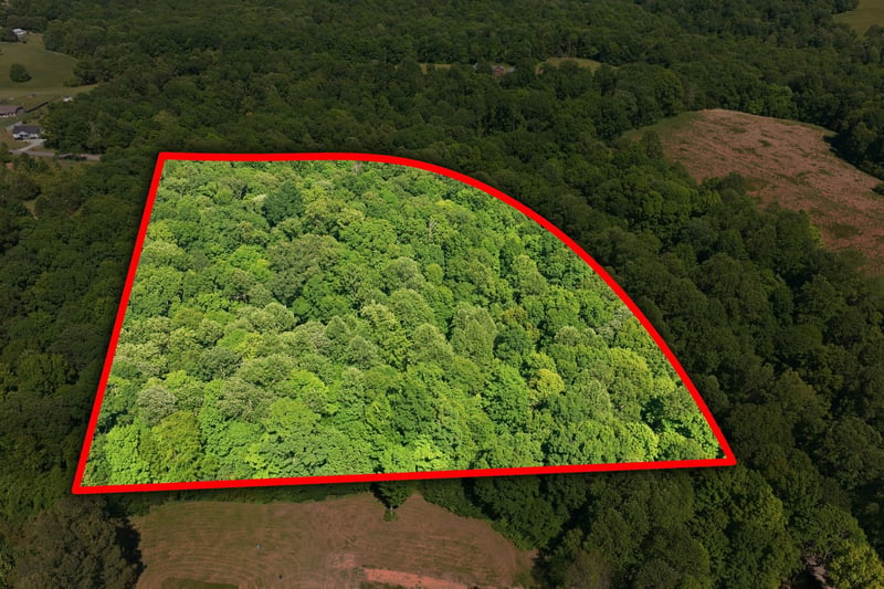 Maple Grove Rd, Dickson, TN 37055