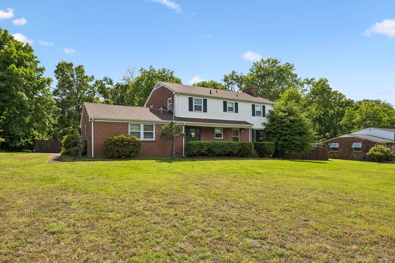 2841 Renee Dr, Nashville, TN 37214