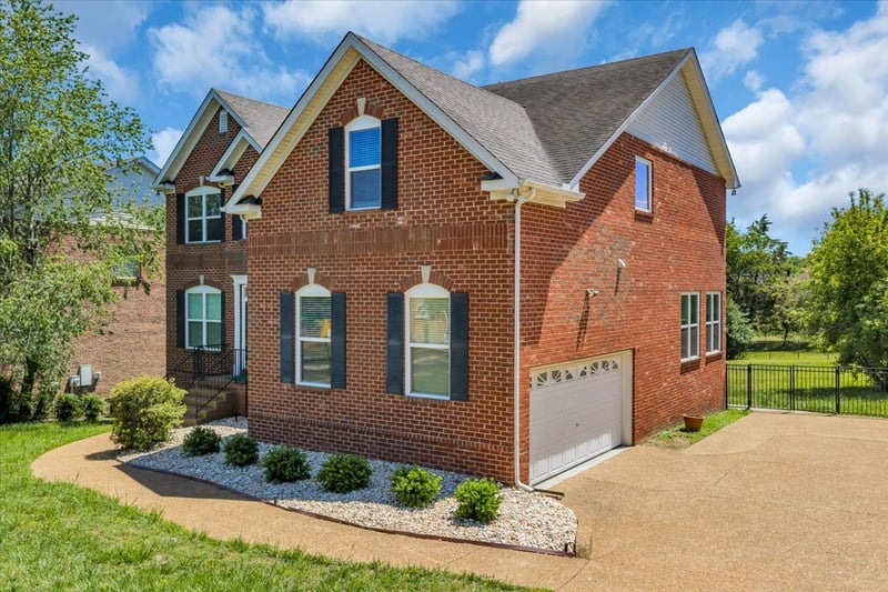 104 Settlers Way, Hendersonville, TN 37075