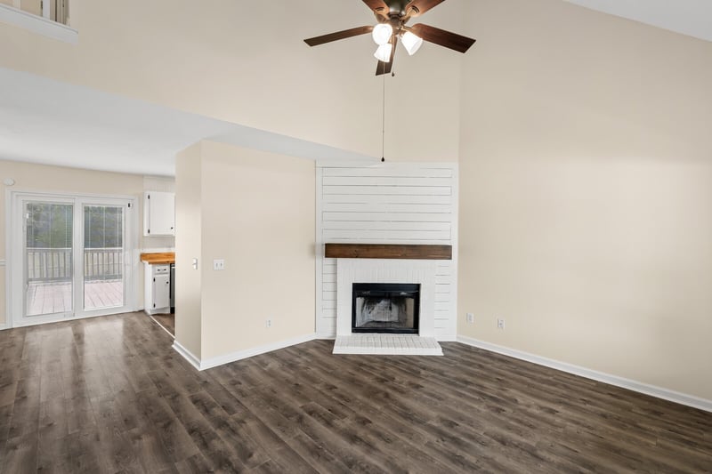 805 Childers Ct, La Vergne, TN 37086