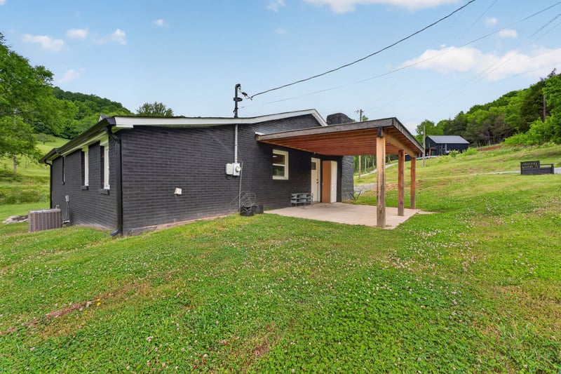 167 Stonewall Hwy, Carthage, TN 37030