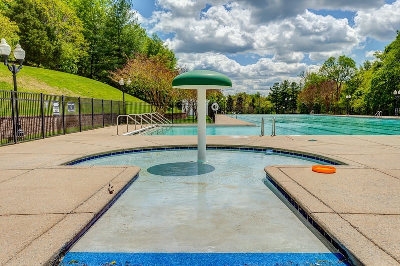 1025 Park Run Dr, Franklin, TN 37067