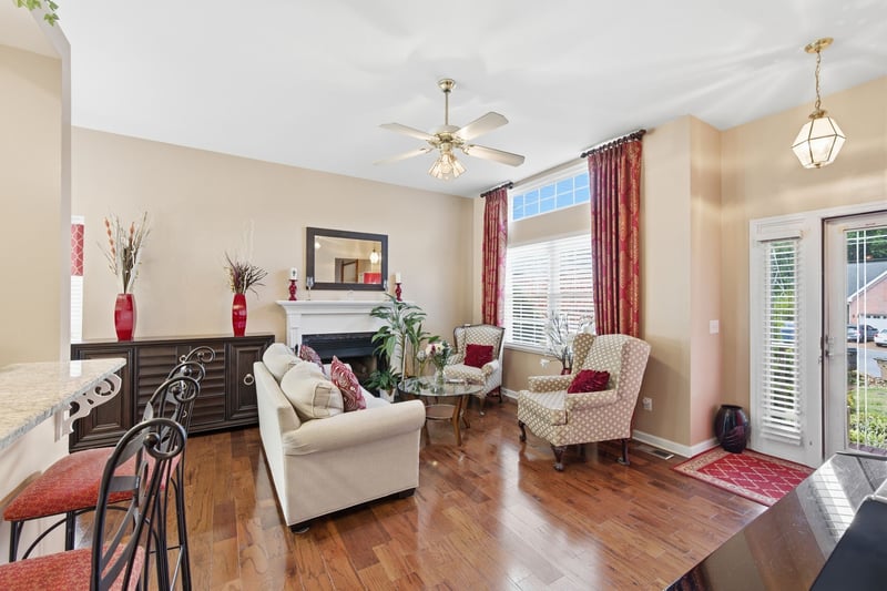 708 Brent Glen Pl, Nashville, TN 37211
