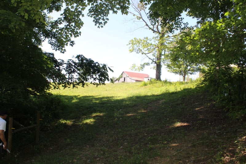 Hall Rd, Greenbrier, TN 37073